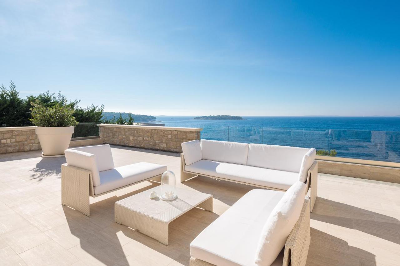 Luxury Seafront Villa Primosten Glamour With Private Pool, Sauna And Gym At The Beach In Primošten Buitenkant foto
