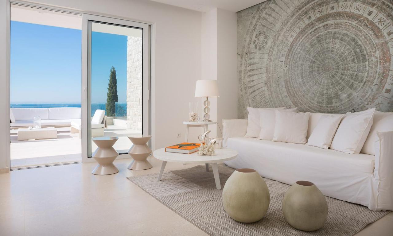 Luxury Seafront Villa Primosten Glamour With Private Pool, Sauna And Gym At The Beach In Primošten Buitenkant foto