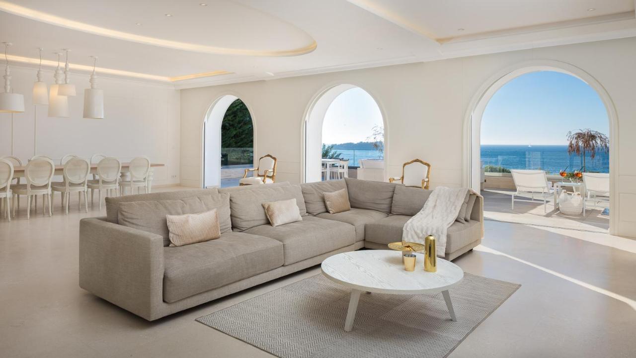 Luxury Seafront Villa Primosten Glamour With Private Pool, Sauna And Gym At The Beach In Primošten Buitenkant foto