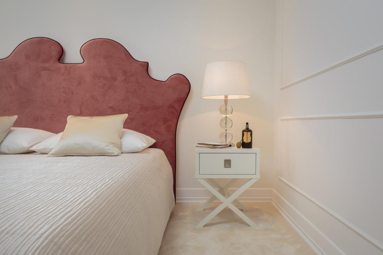 Luxury Seafront Villa Primosten Glamour With Private Pool, Sauna And Gym At The Beach In Primošten Buitenkant foto