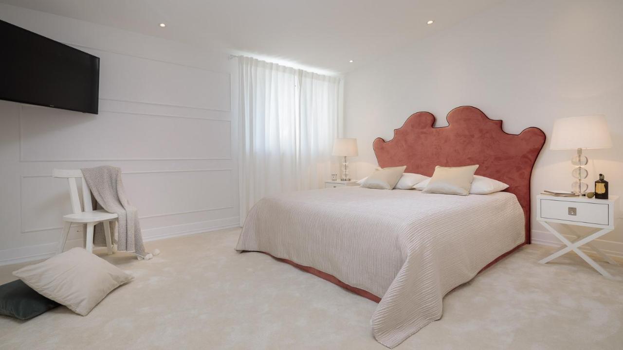 Luxury Seafront Villa Primosten Glamour With Private Pool, Sauna And Gym At The Beach In Primošten Buitenkant foto