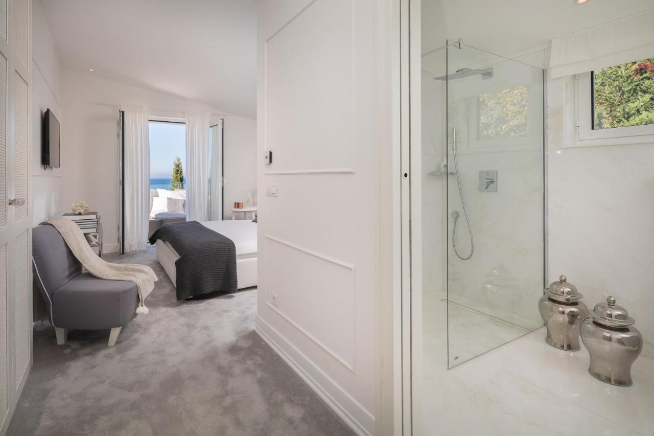 Luxury Seafront Villa Primosten Glamour With Private Pool, Sauna And Gym At The Beach In Primošten Buitenkant foto